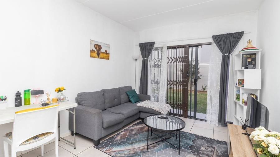 2 Bedroom Property for Sale in Parklands Western Cape